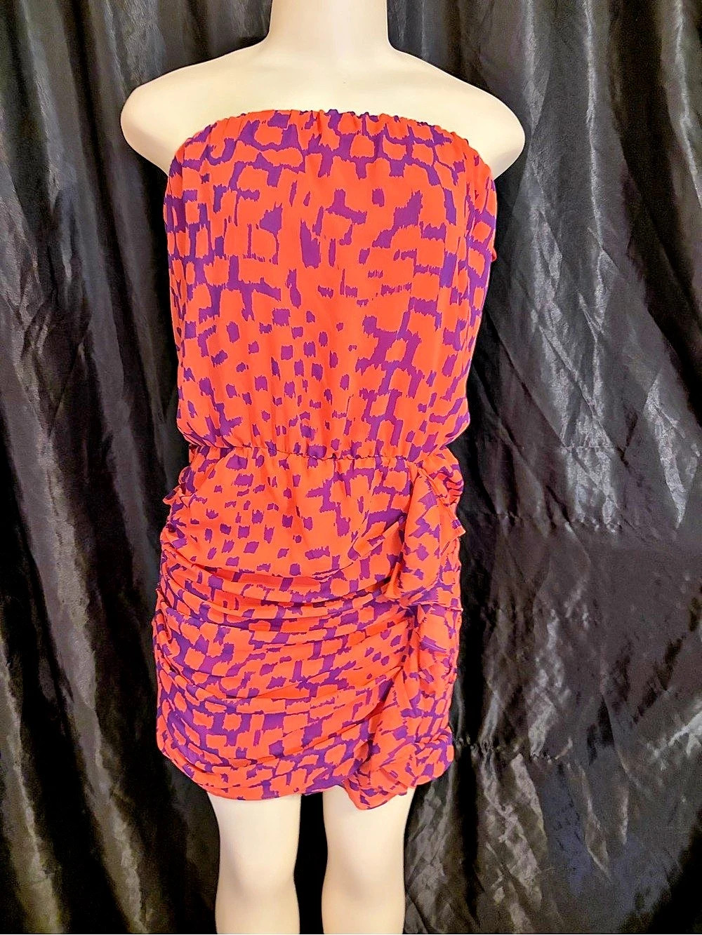 bar III Abstract Mini Romper in Orange & Purple Size Medium Like New